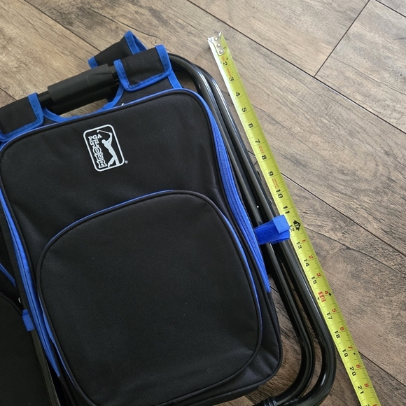 PGA Tour Spectator Black/Blue Folding Chairs With Backpack Cooler,new With Tags - Picture 10 of 15